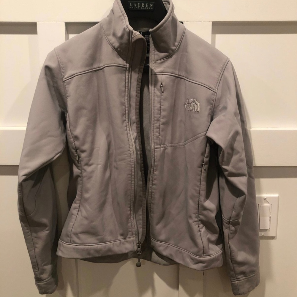 North Face apex lightweight jacket